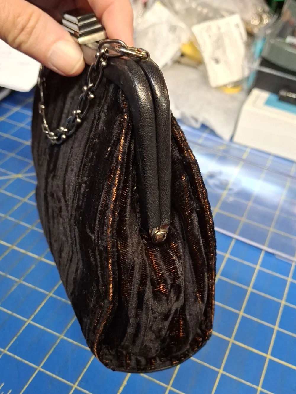 DKNY 1990s Vintage Elegant Black Velvet Evening Clutch with Chain 7.5x6x2.5